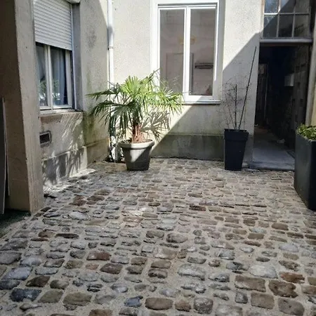 T3 Centre 1er Etage Apartman