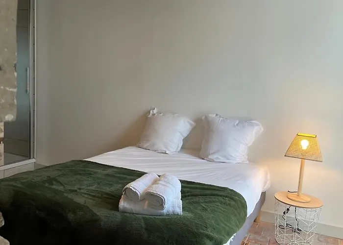 Appartement T3 Centre 1er Etage *